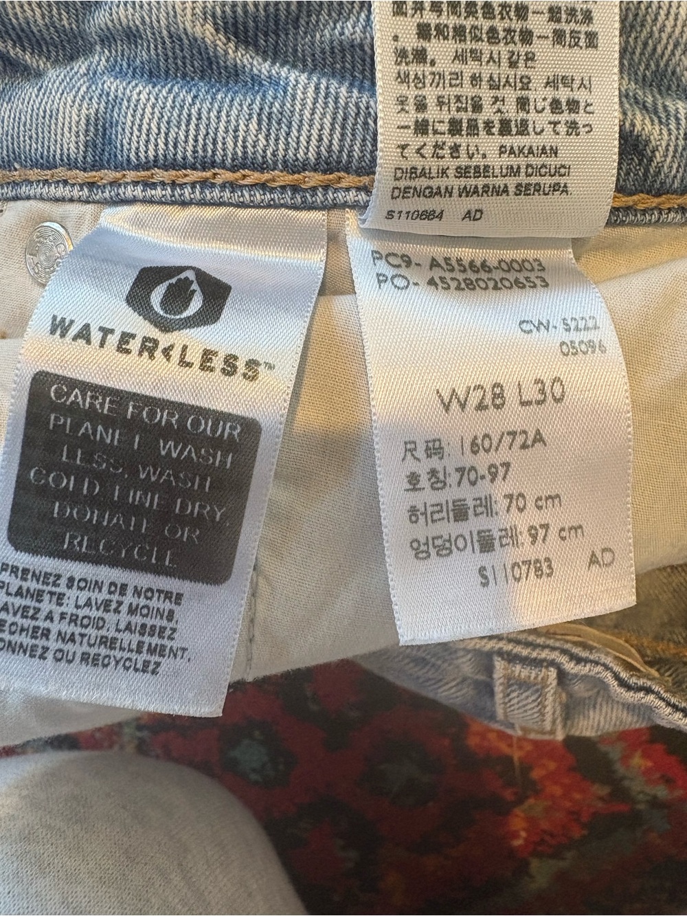Levi’s premium Low Loose wide leg Jean size 28 - Picture 4 of 7